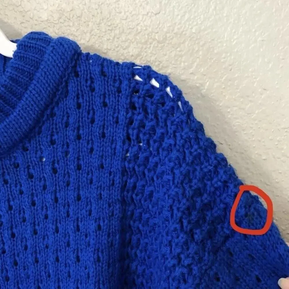 Vintage Midwest Traders Size Medium Blue Knit Sweater Cozy Winter Preppy Warm